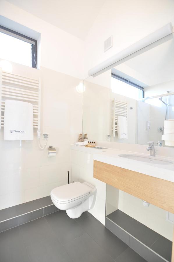 Apartament Nadmorski Luksus - Boulevard ウストロニエ・モルスキエ エクステリア 写真