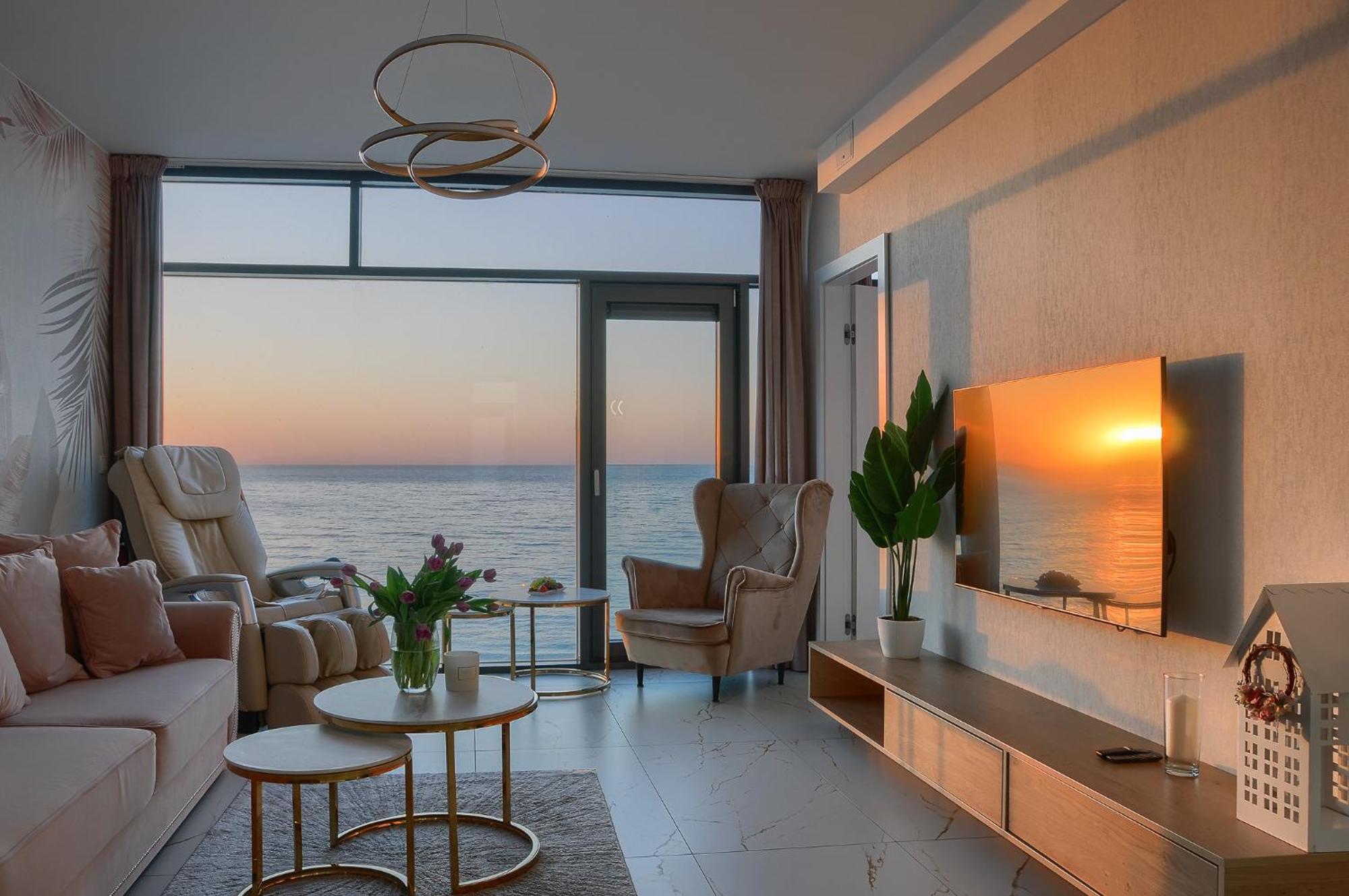 Apartament Nadmorski Luksus - Boulevard ウストロニエ・モルスキエ エクステリア 写真