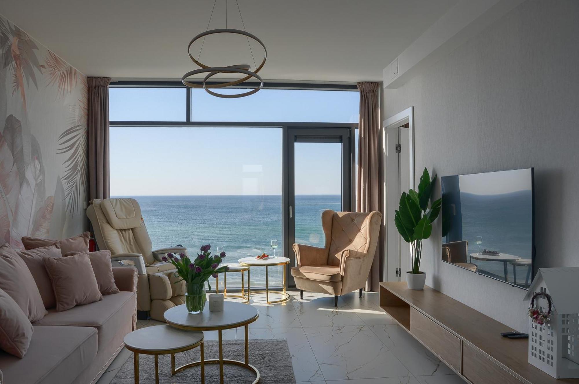 Apartament Nadmorski Luksus - Boulevard ウストロニエ・モルスキエ エクステリア 写真